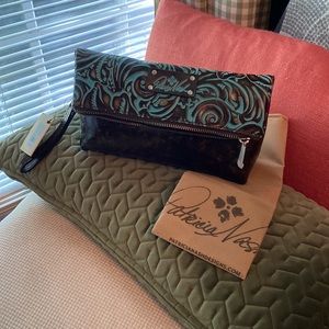 Patricia Nash leather hand bag. NWT